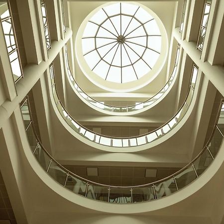 West Shine Hotel Baku Bagian luar foto