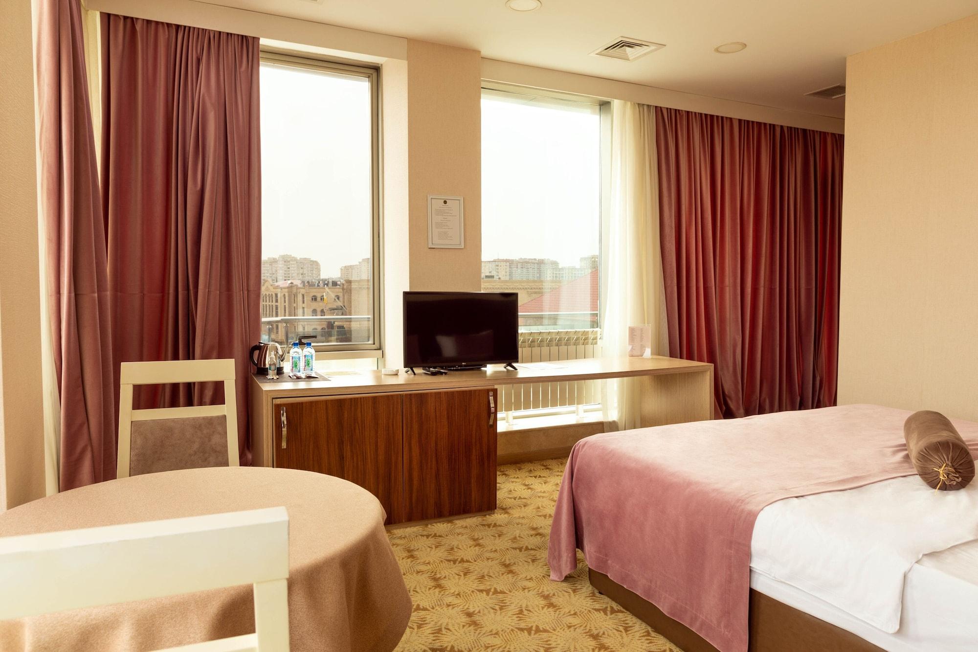 West Shine Hotel Baku Bagian luar foto