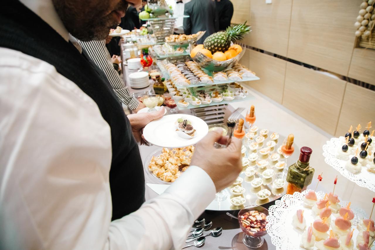 West Shine Hotel Baku Bagian luar foto