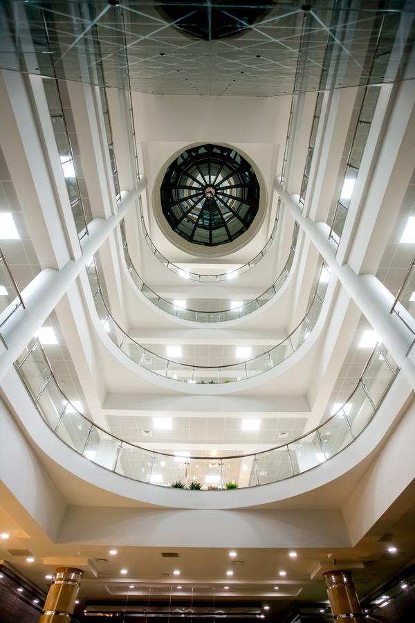 West Shine Hotel Baku Bagian luar foto