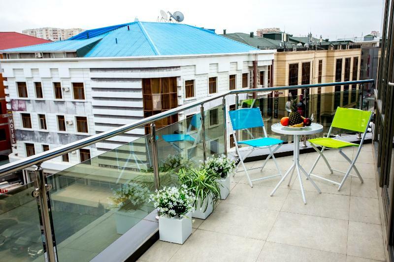 West Shine Hotel Baku Bagian luar foto