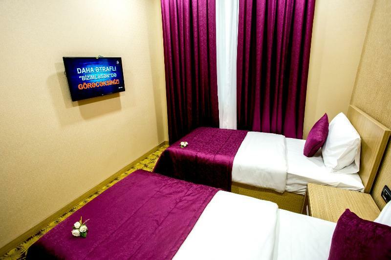 West Shine Hotel Baku Bagian luar foto