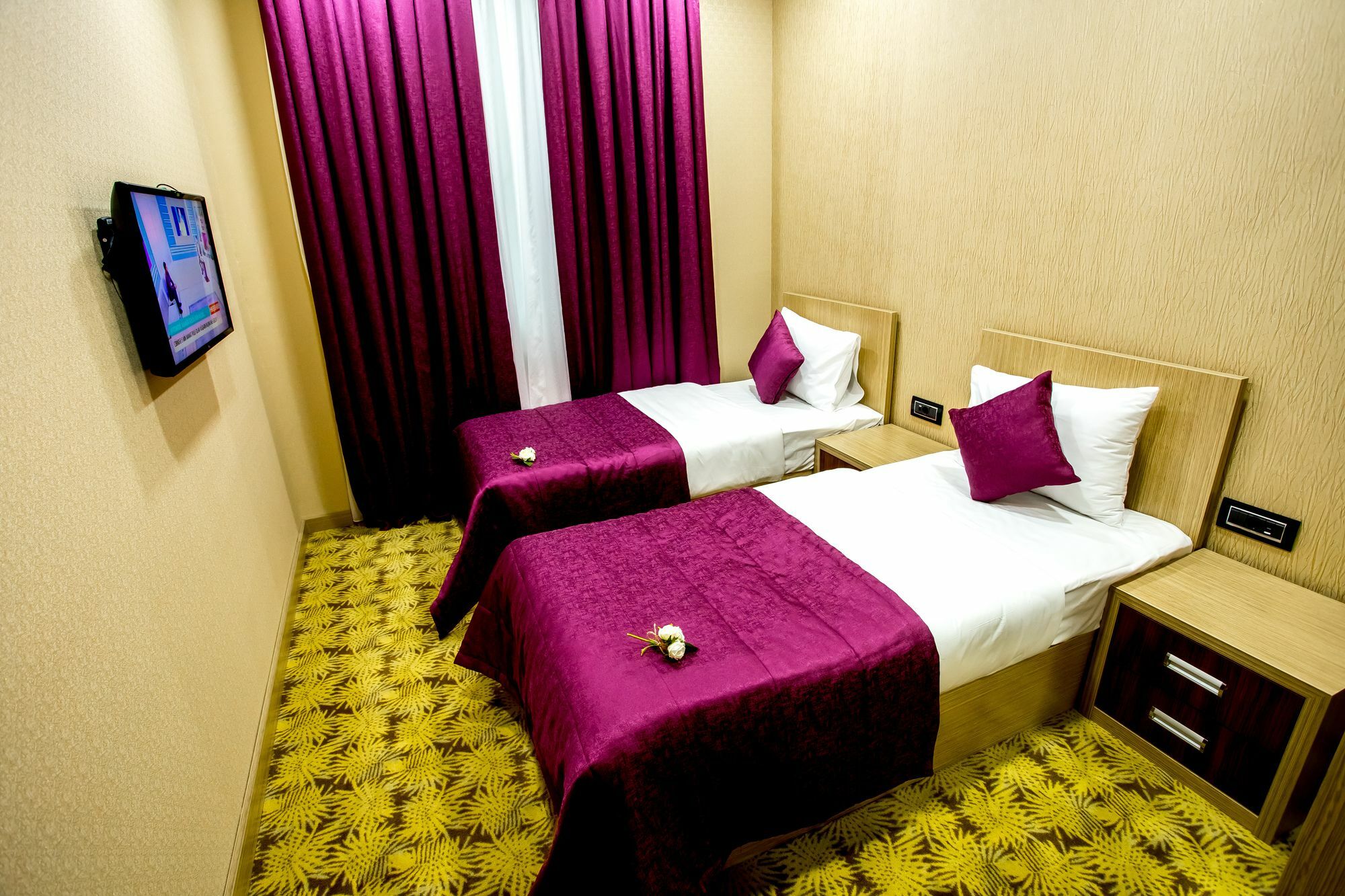 West Shine Hotel Baku Bagian luar foto
